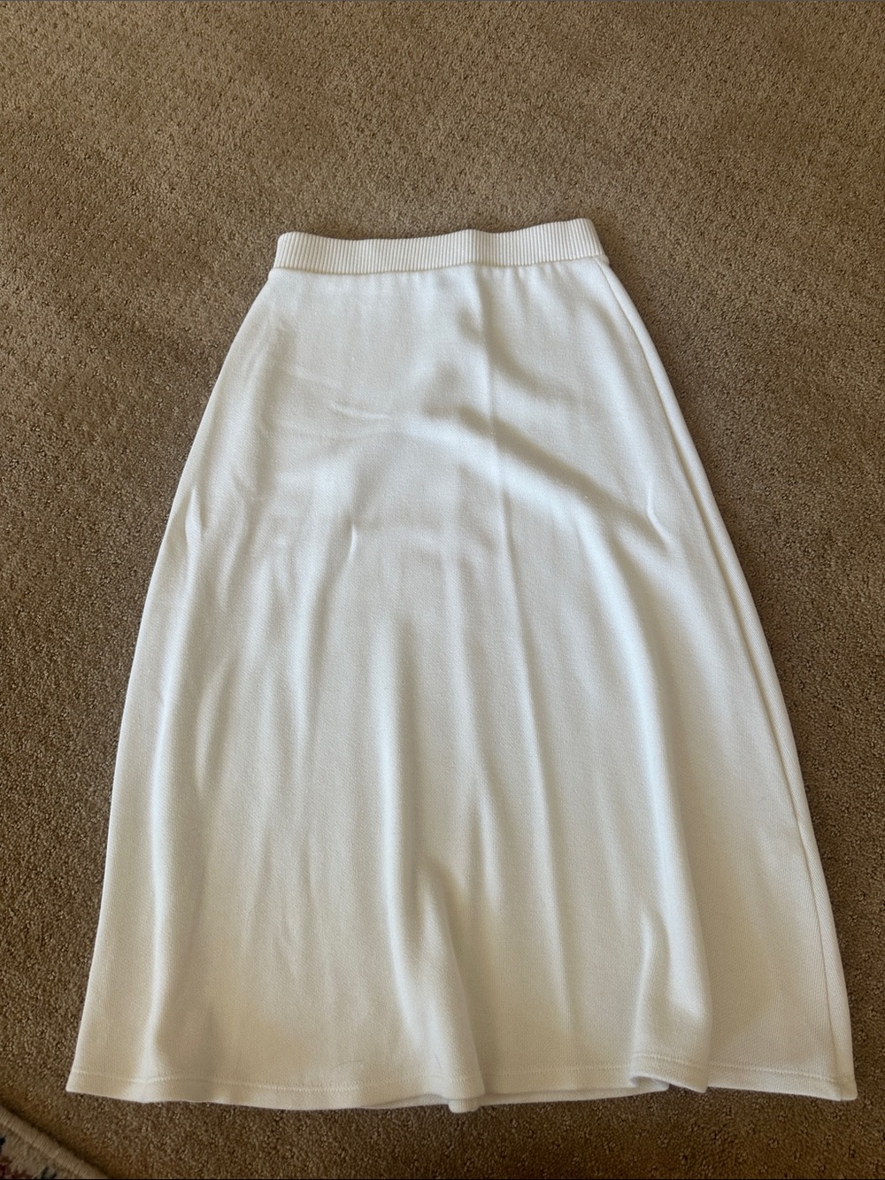 Zara Classic White A-Line Midi Skirt